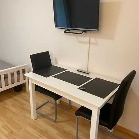1 Zimmer City Mit Balkon Apartment