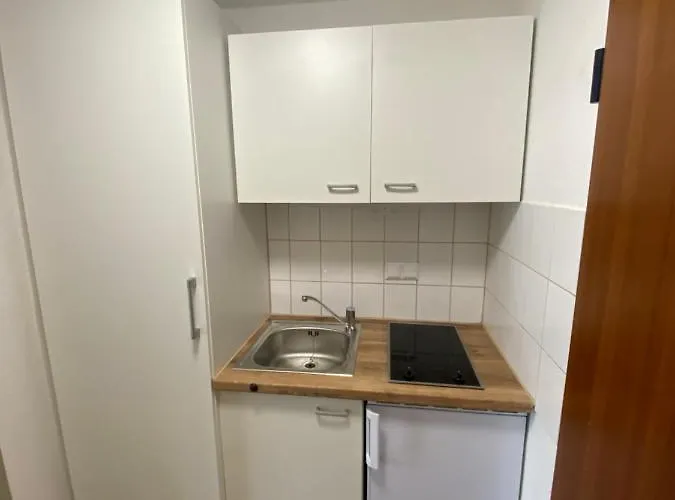 1 Zimmer City Mit Balkon * Gottingen